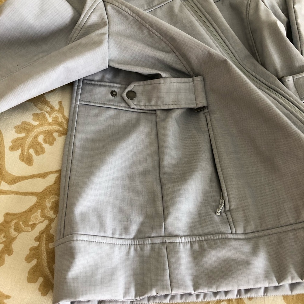 Free Country Soft Shell Jacket with removable hood - Picture 3 of 15